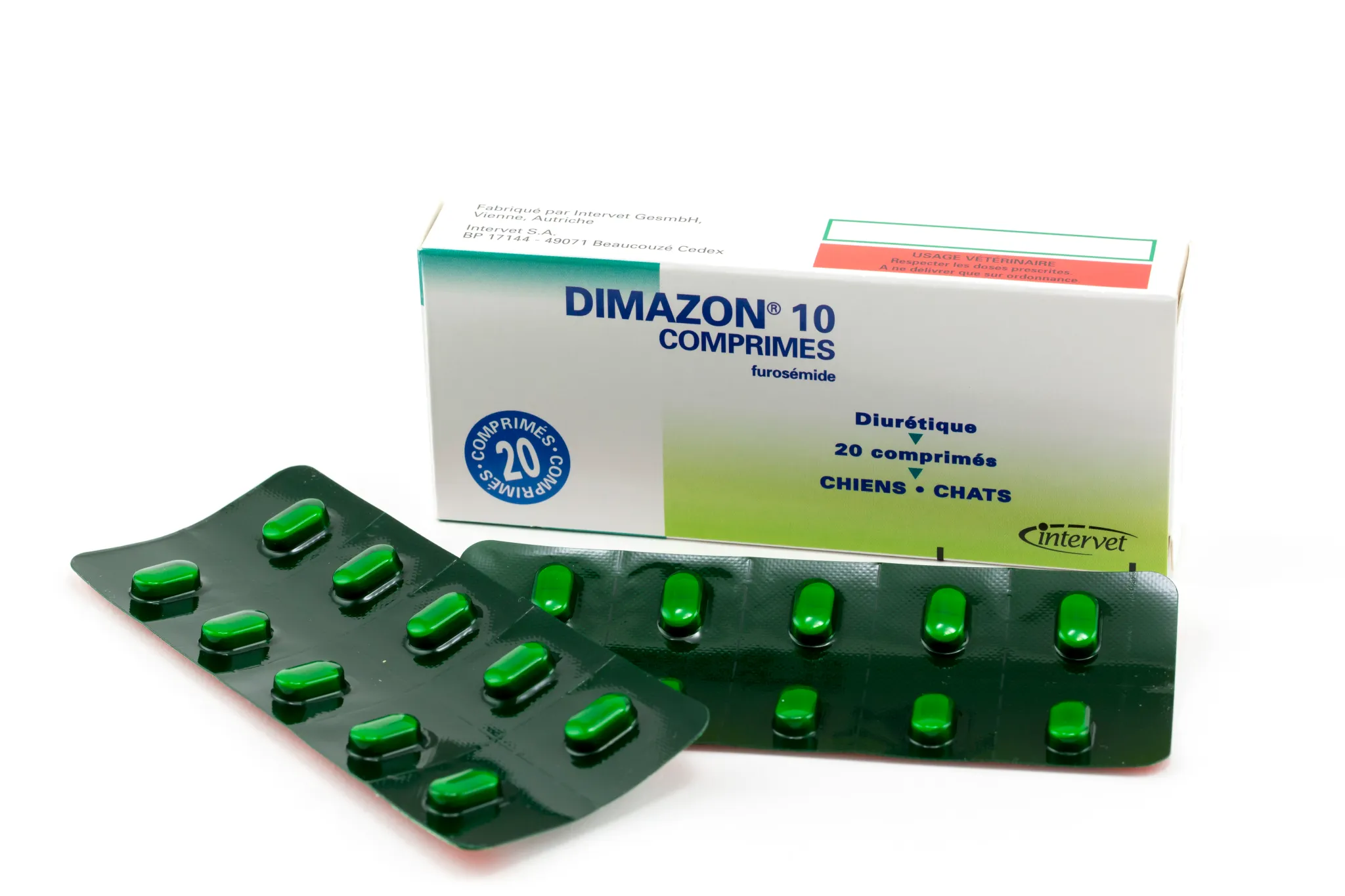 Dexafort – Suspension injectable de Dexaméthasone (50 ml) Flacon et boîte de Dexafort (dexaméthasone), suspension injectable de 50 ml pour bovins, équins, porcins, chiens et chats de MSD Santé Animale.