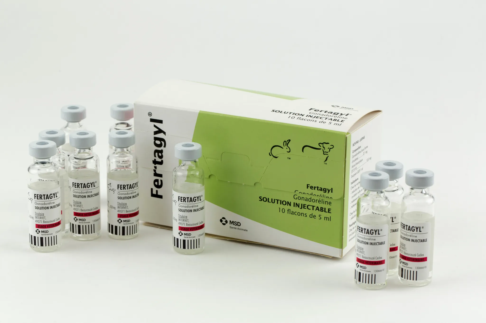 Flacon et boîte de Finadyne Solution (flunixine), solution injectable de 100 ml pour bovins, équins et porcins de MSD Santé Animale.