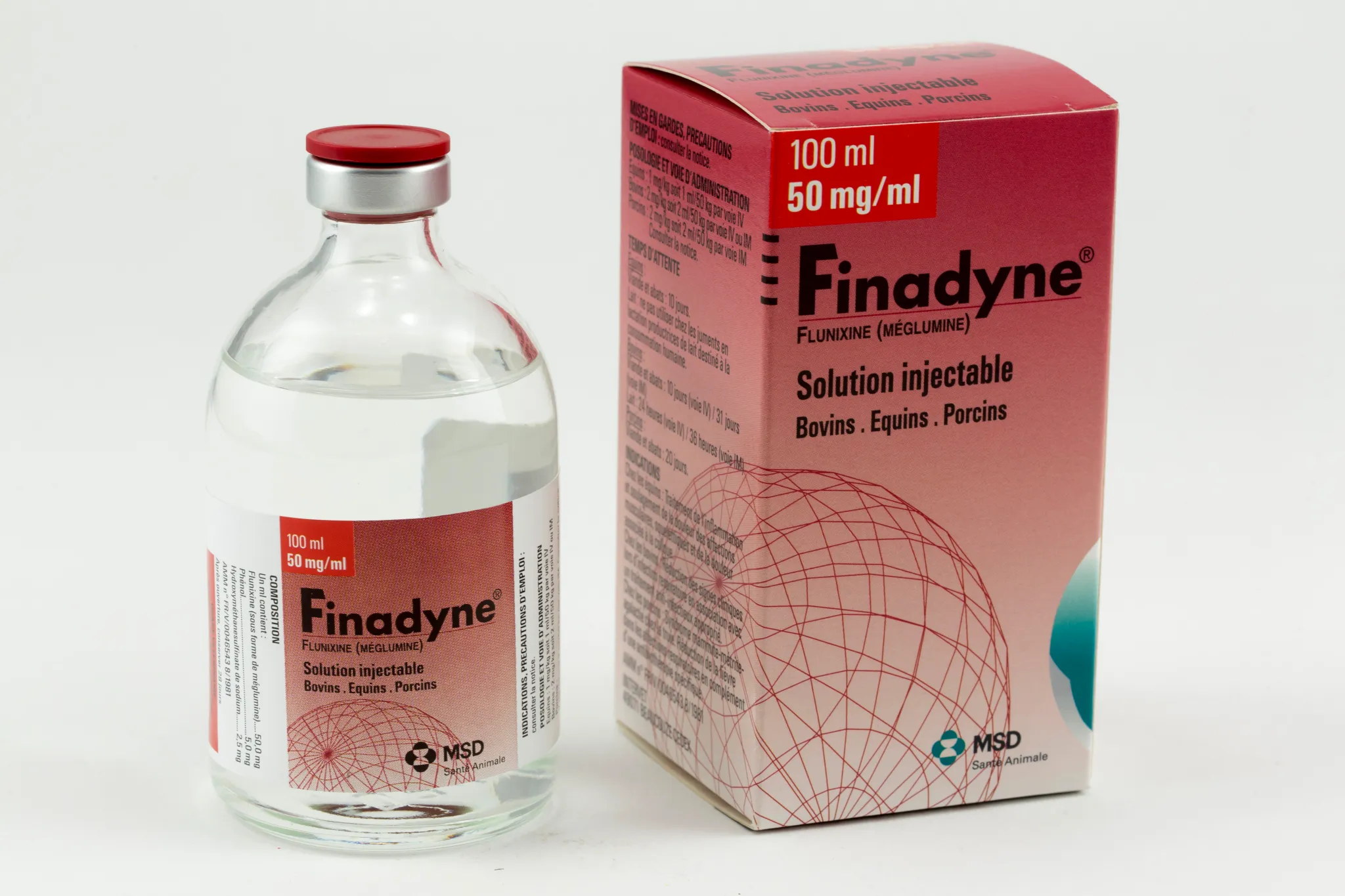 Bidon de 1 litre d'Exzolt (fluralaner), solution à administrer dans l'eau de boisson pour volailles, de MSD Animal Health.